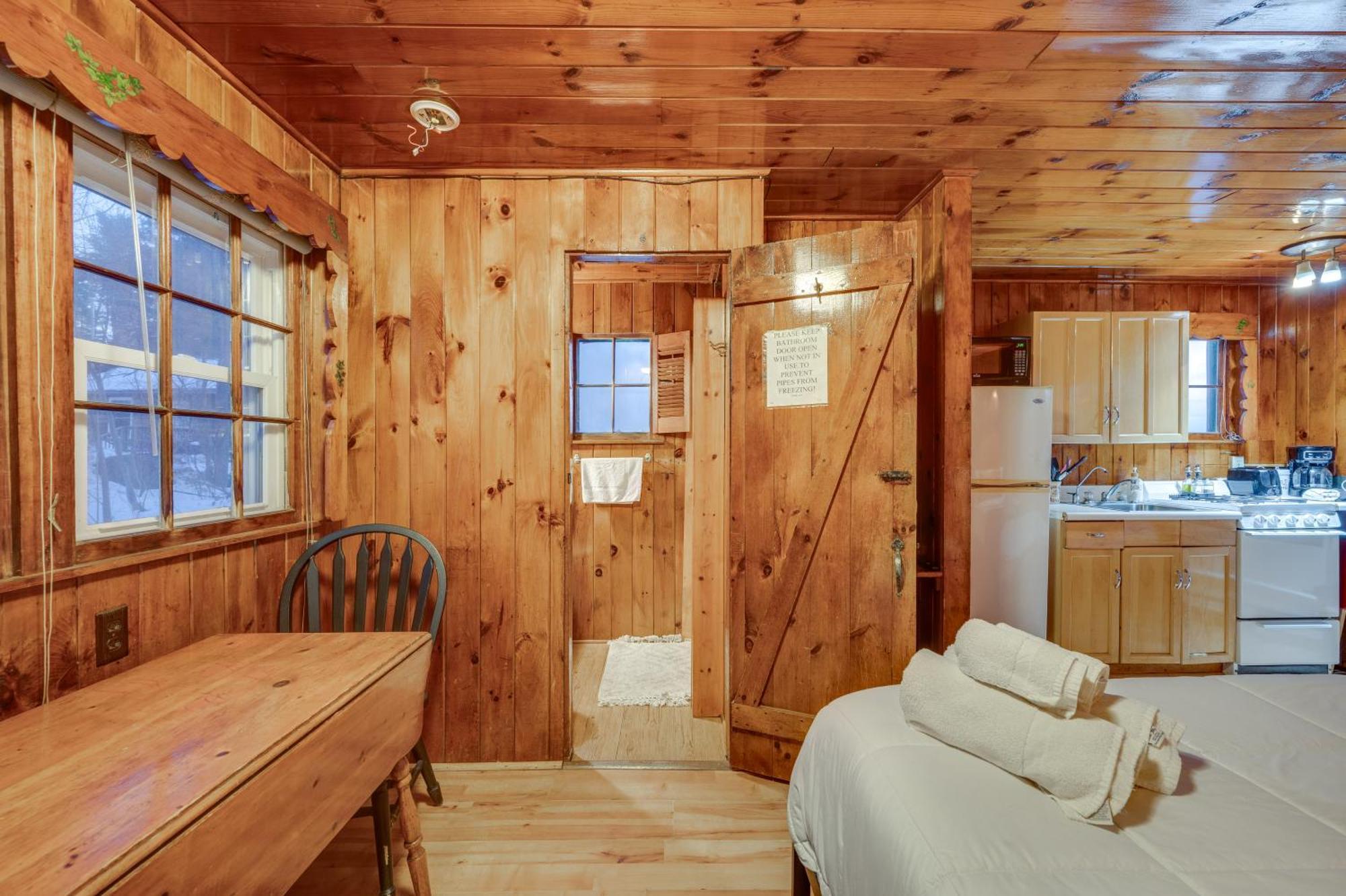 Cozy Laconia Studio With Pool Access - 2 Mi To Lake! Apartment Exterior foto